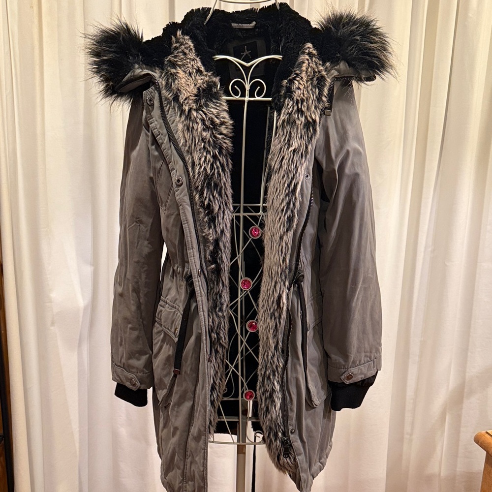 Atmosphere Gray Puffer Coat with Fur Trim
